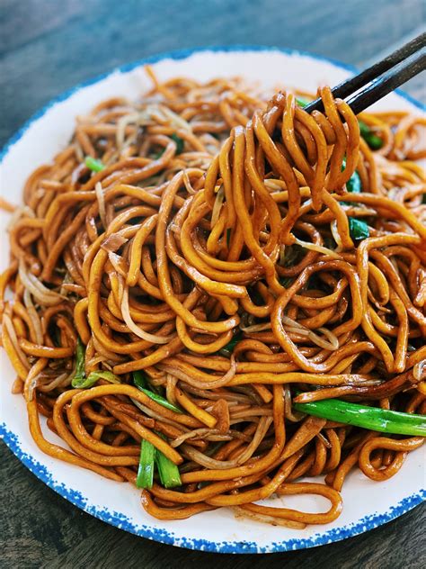 Easy Chinese Fried Noodles